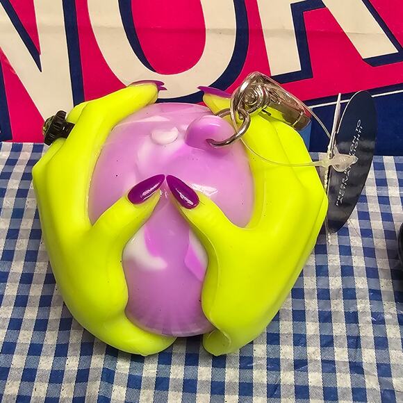 BBW Witch Hands LED Crystal Ball Light Up Pocketbac Holder Into The Night Refill - Picture 3 of 4